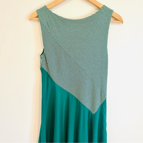 Anthropologie Maeve kelly green and white asymmetrical dress - Picture 9 of 10